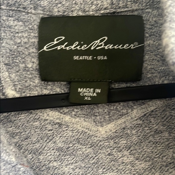 Eddie Bauer Gray Crewneck Sweater Relaxed Fit - Picture 2 of 4